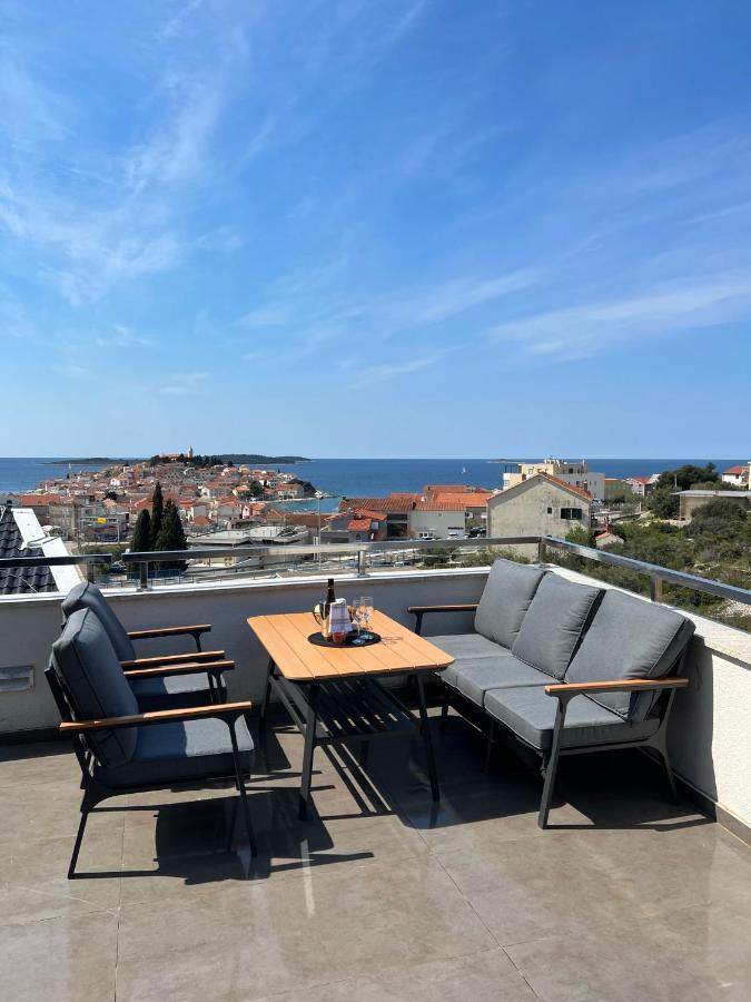 Appartement Luxury Laurus Penthouse With Awesome Sea View à Primošten Extérieur photo