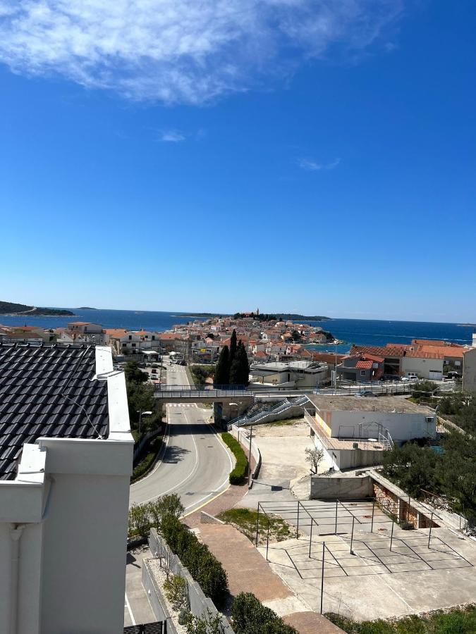 Appartement Luxury Laurus Penthouse With Awesome Sea View à Primošten Extérieur photo