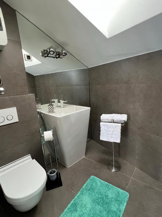 Appartement Luxury Laurus Penthouse With Awesome Sea View à Primošten Extérieur photo