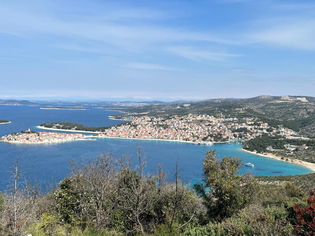 Appartement Luxury Laurus Penthouse With Awesome Sea View à Primošten Extérieur photo