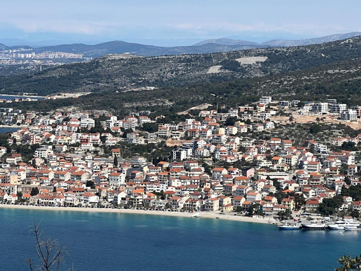 Appartement Luxury Laurus Penthouse With Awesome Sea View à Primošten Extérieur photo