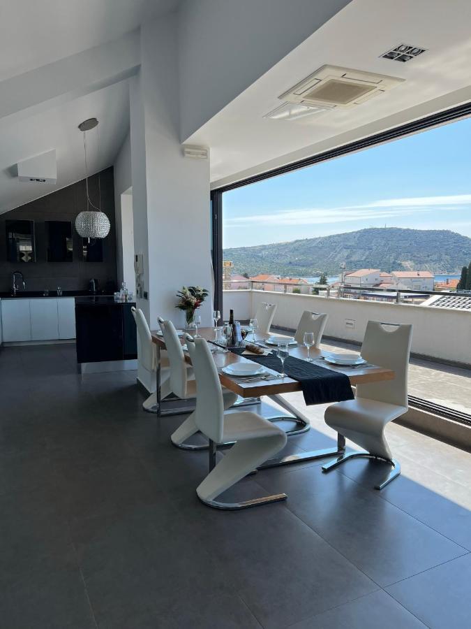 Appartement Luxury Laurus Penthouse With Awesome Sea View à Primošten Extérieur photo