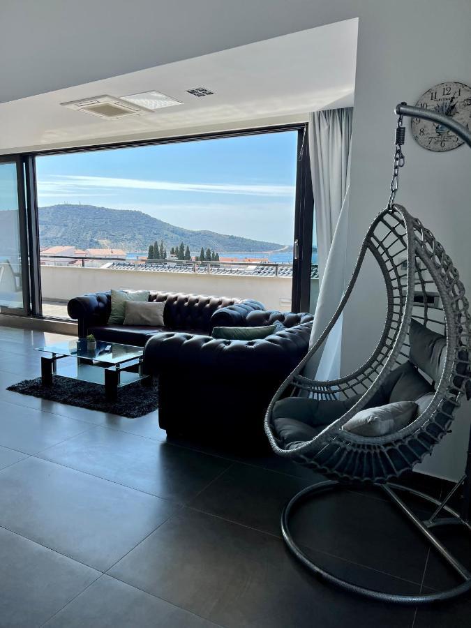 Appartement Luxury Laurus Penthouse With Awesome Sea View à Primošten Extérieur photo