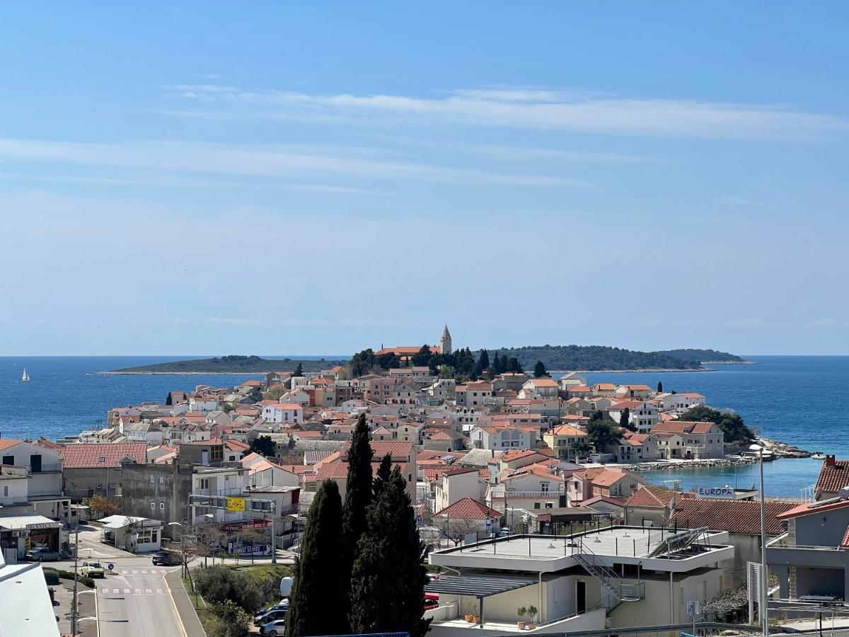 Appartement Luxury Laurus Penthouse With Awesome Sea View à Primošten Extérieur photo