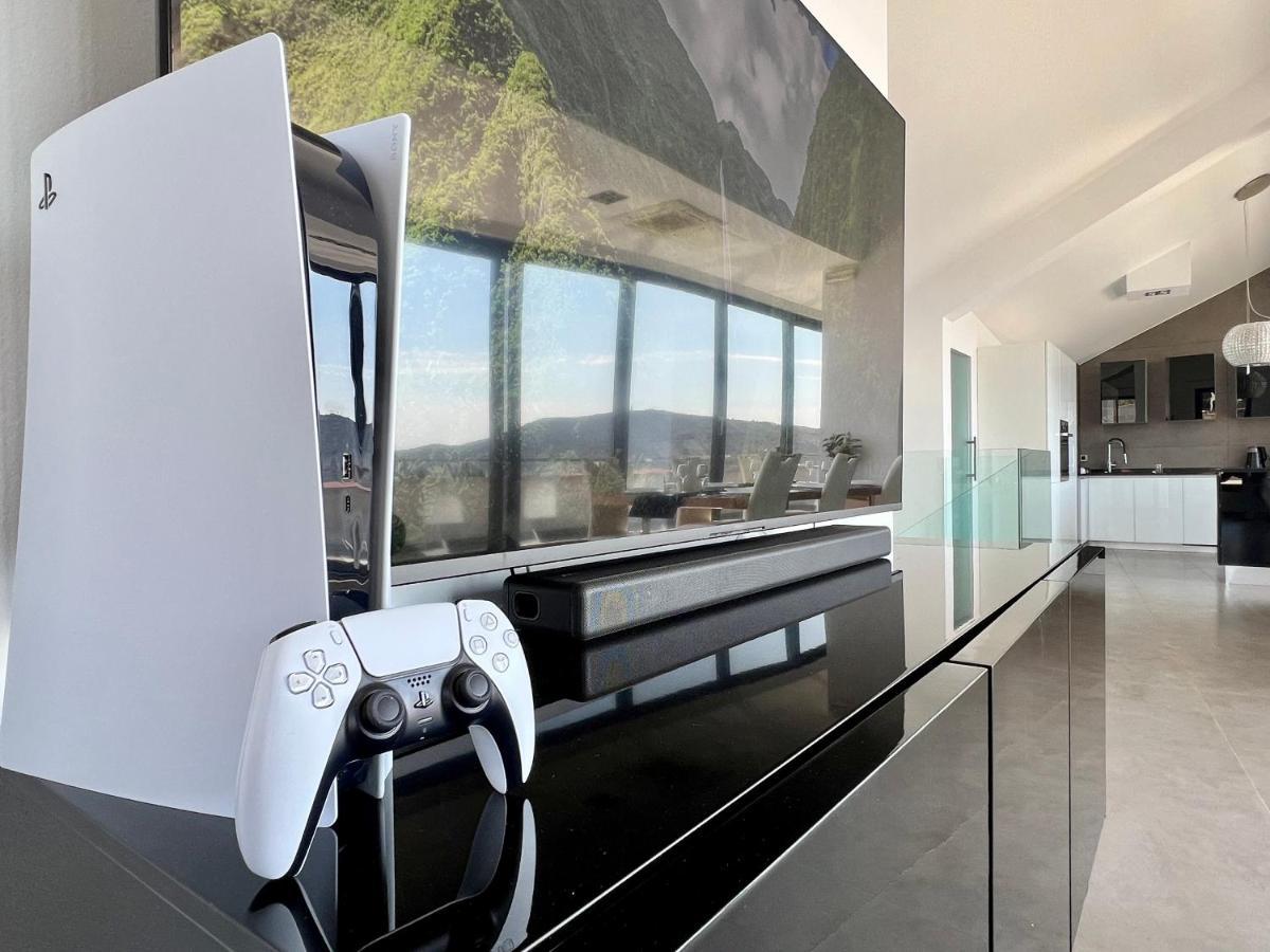 Appartement Luxury Laurus Penthouse With Awesome Sea View à Primošten Extérieur photo